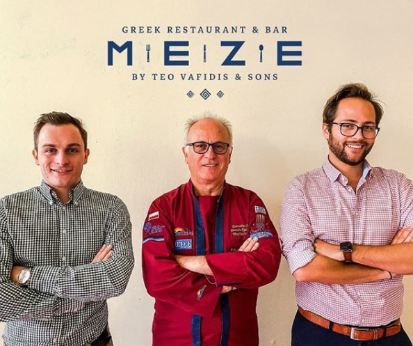 Teo Vafidis otwiera z synami restaurację